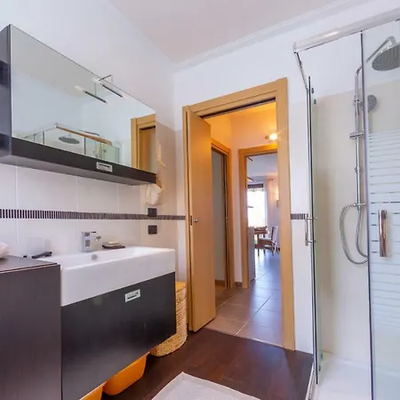 Apartment Monate Travedona